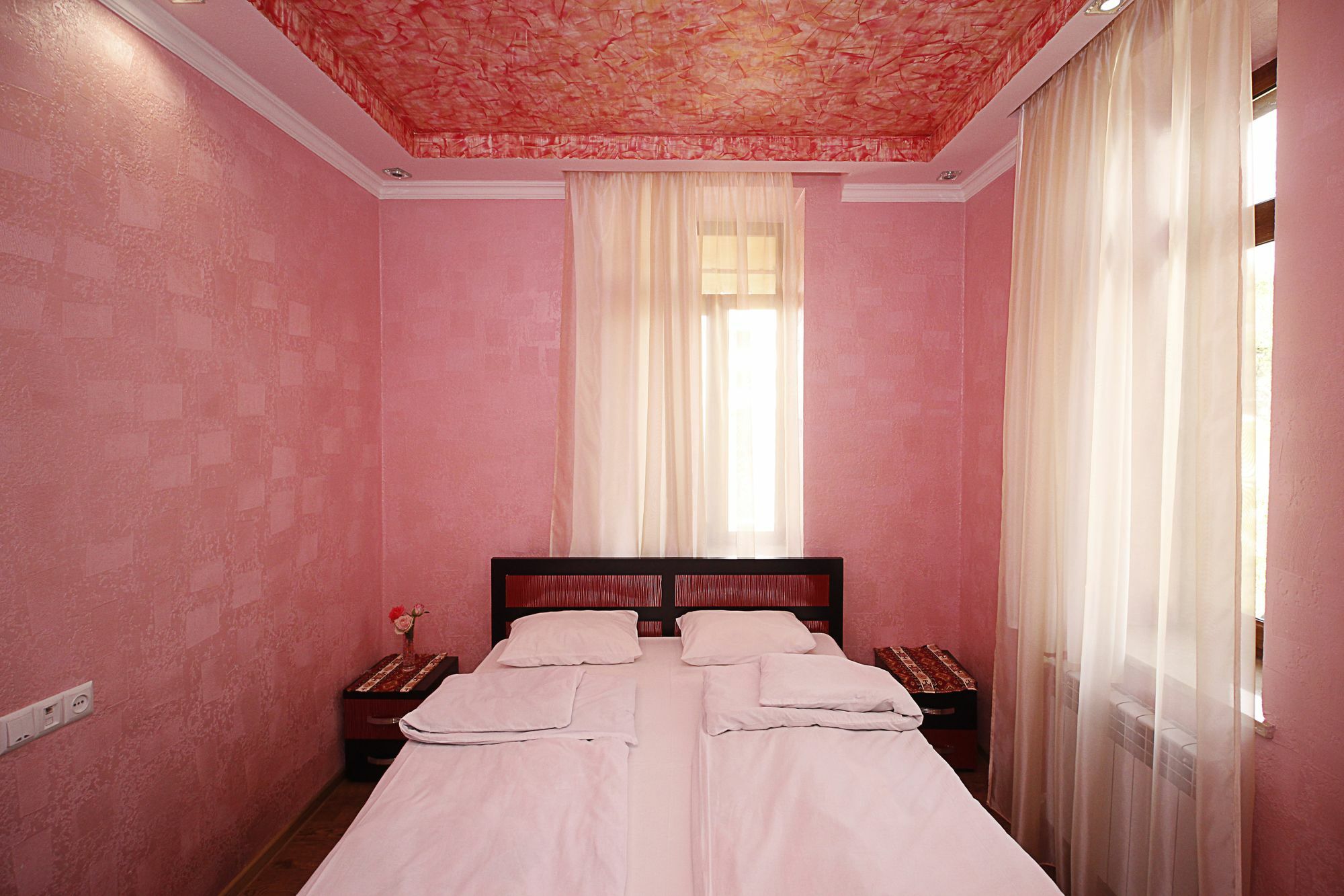 Planet Hotel Erévan Extérieur photo